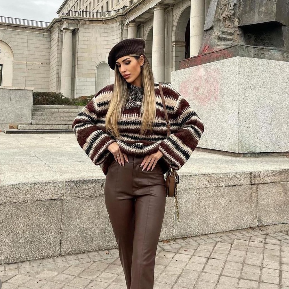 ⚡️MOVING SALE ⚡️
 WOOL ALPACA SWEATER LIMITED EDITION ⚡️MOVING SALE ⚡️